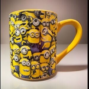 Universal Studios: Yellow Minions 14oz Mug: Despicable Me: Clean Mug